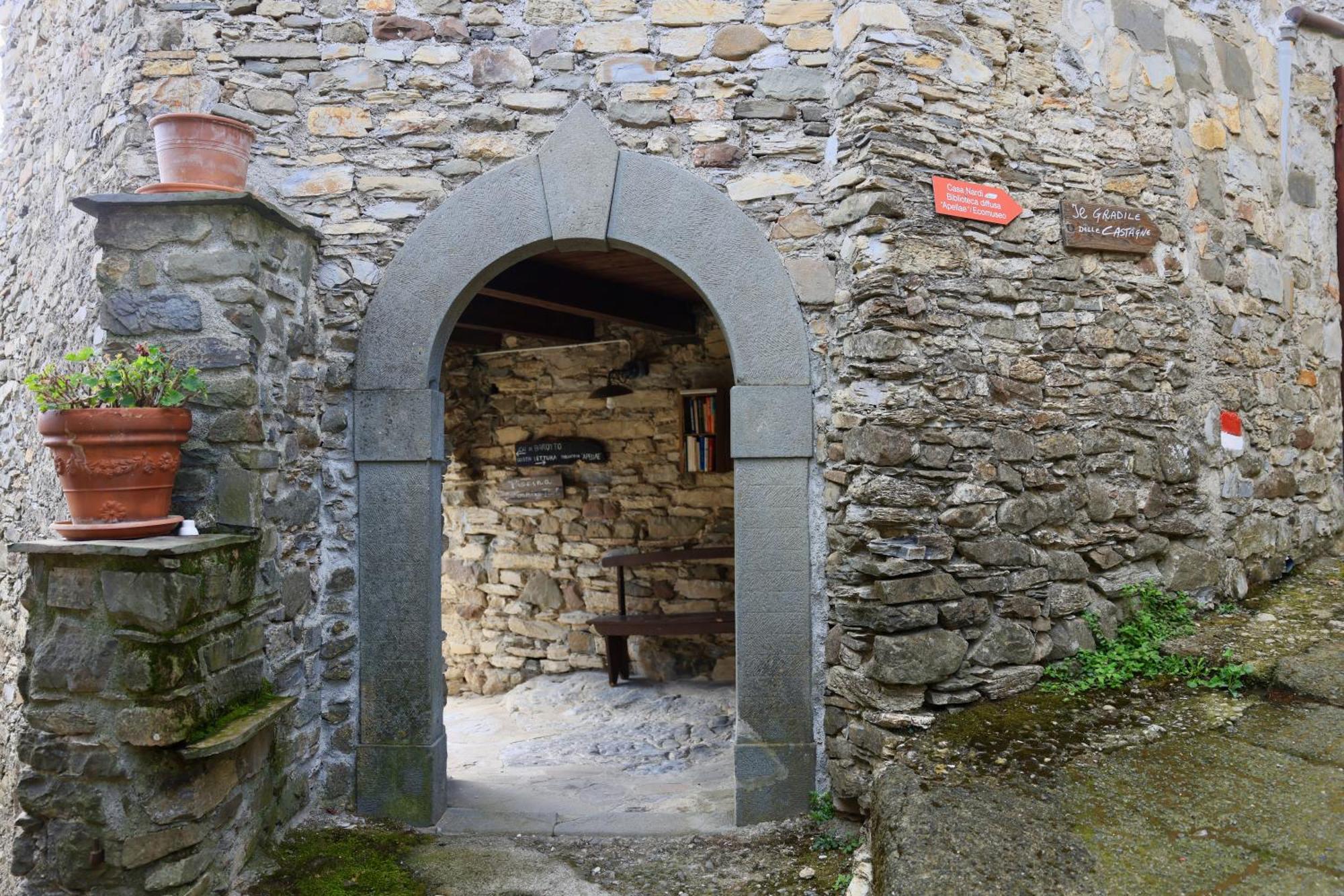 Agriturismo Montagna Verde Apella Licciana Nardi 外观 照片
