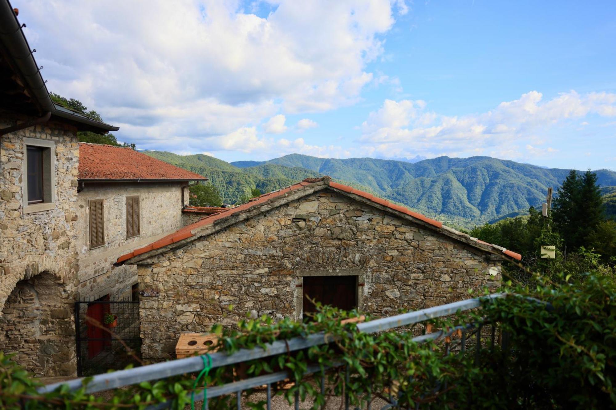 Agriturismo Montagna Verde Apella Licciana Nardi 外观 照片