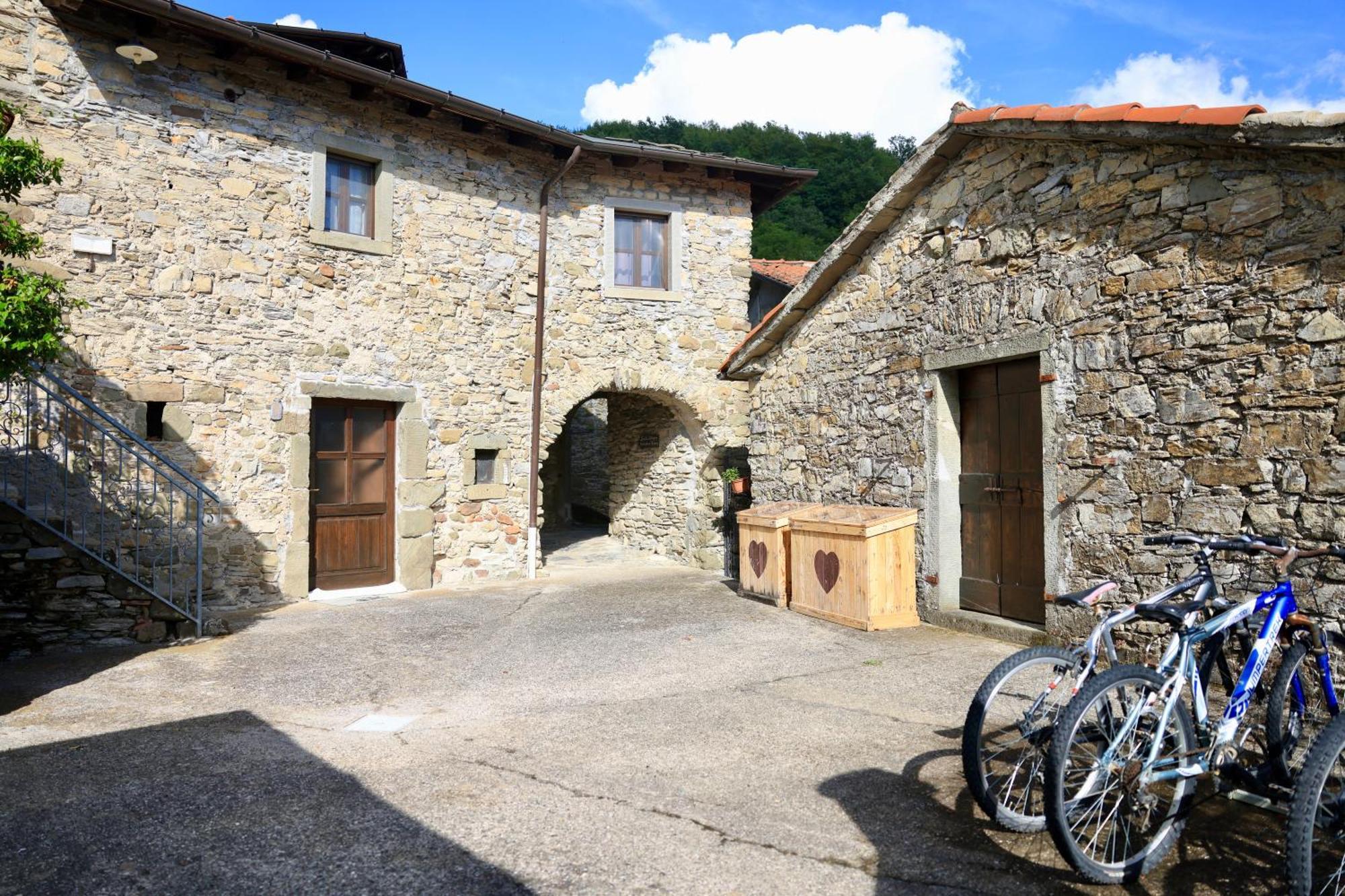 Agriturismo Montagna Verde Apella Licciana Nardi 外观 照片